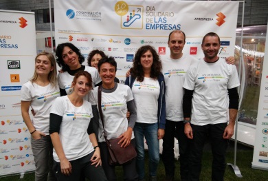 Equipo de voluntarios del Grupo Tragsa en A Coruña