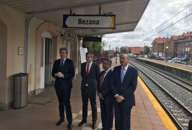 Visita institucional a la estación de Bezana 