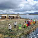 Desarrollo integral en las comunidades indígenas de Uros Ccapi (Puno)