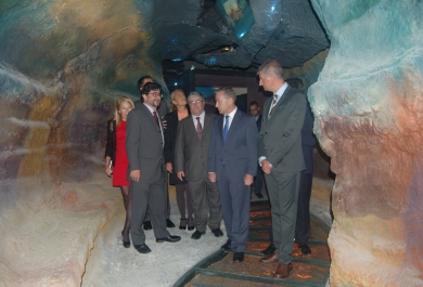 Imágenes de la visita realizada por distintas personalidades durante la inauguración del Centro de Visitantes