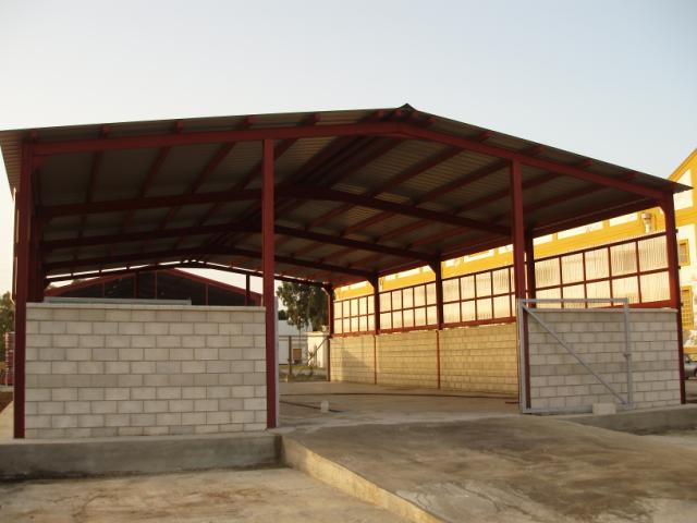 Vista frontal de la nave terminada