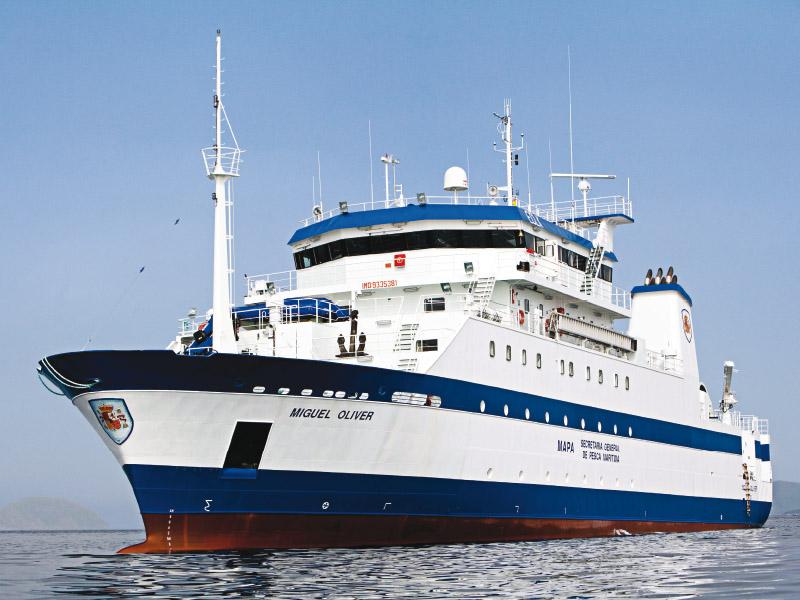 Buque Miguel Oliver