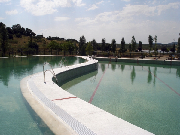 Swimming pool from Tragsamedia