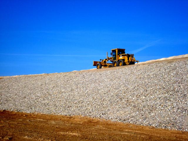 Trabajos con maquinaria de preparación del terreno