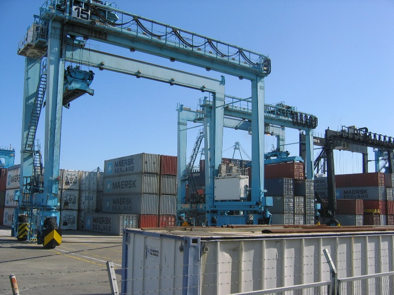Puerto muelle de carga