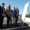 Visita de la Ministra de Empleo a las obras de El Fresno (Huelva)