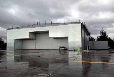 Nuevo hangar del aeródromo de Rozas
