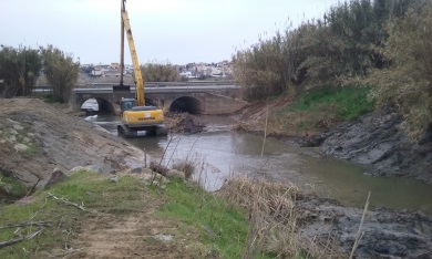 Limpieza de cauces en Huelva