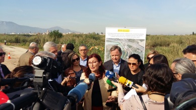 Visita de la presidenta de la CHJ a las obras en los cauces del río Júcar