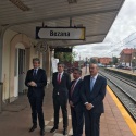 Iñigo de la Serna visita las obras en la estación cántabra de Bezana