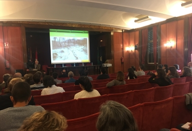 Asistentes a las jornadas sobre restauración de áreas incendiadas
