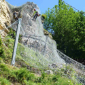 ​El Grupo Tragsa ejecuta obras de emergencia para la estabilización de un talud rocoso en la localidad de La Bárgana, Asturias
