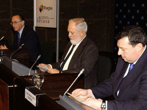 El Ministro Arias Cañete en la Clausura de la Jornada.