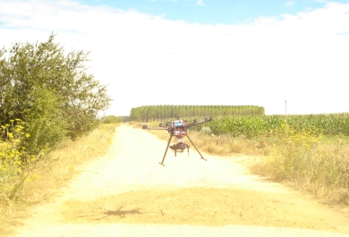 Dron aterrizando durante las pruebas
