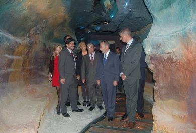 Imágenes de la visita realizada por distintas personalidades durante la inauguración del Centro de Visitantes