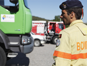 Bombero portugués en el ejercicio.